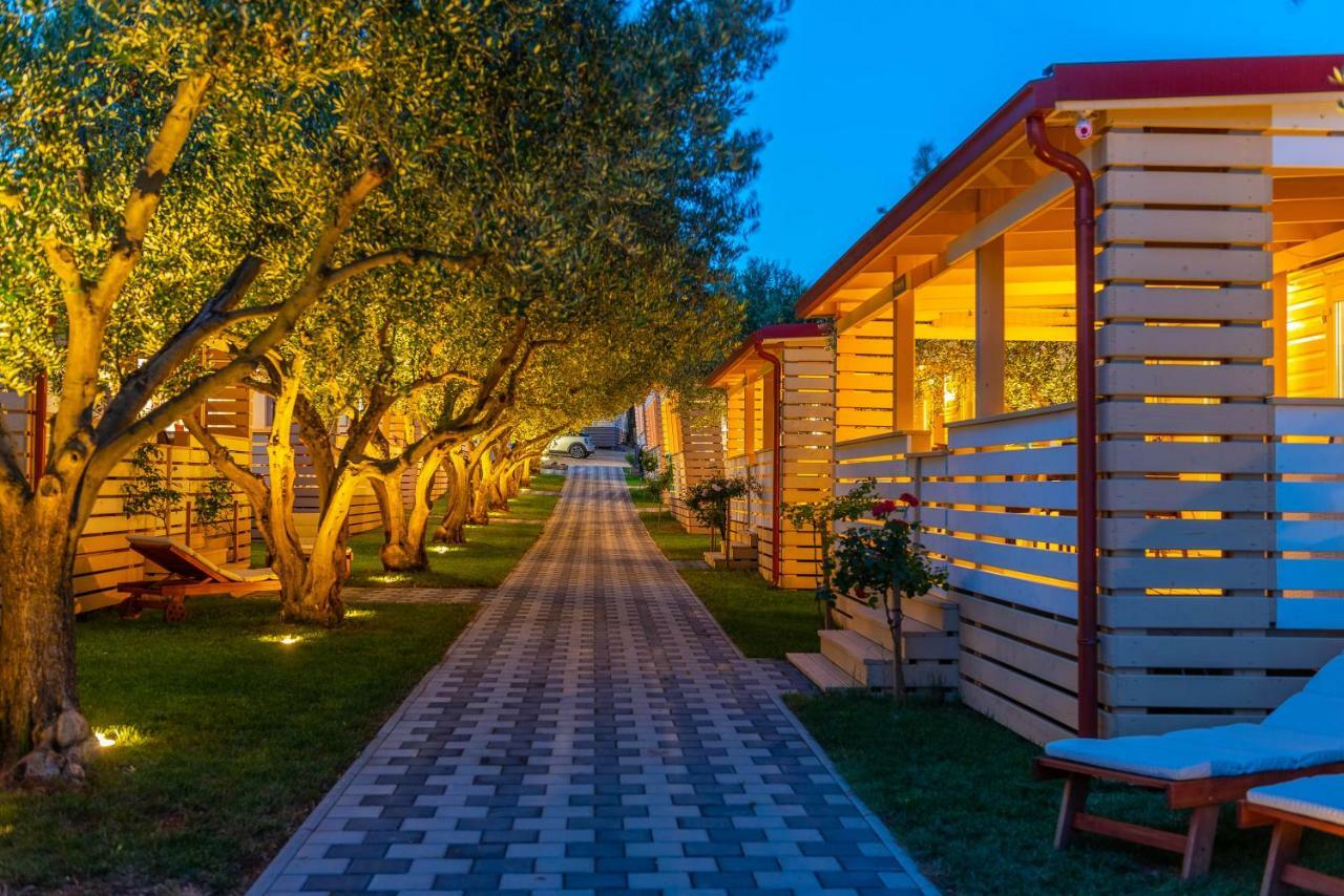 Camp Bepo Hotel Pakostane Bagian luar foto